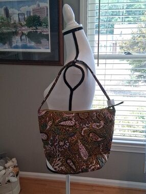 NWT Vera Bradley Patterned Paisley Shoulder Bag - Multicolor